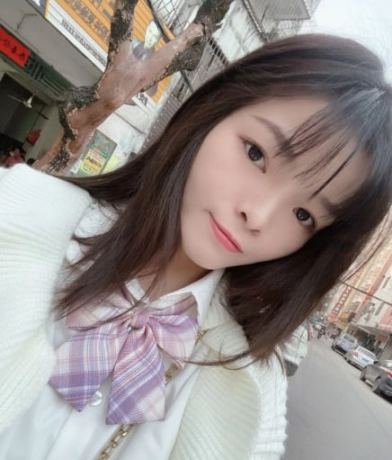 三山街小萝莉